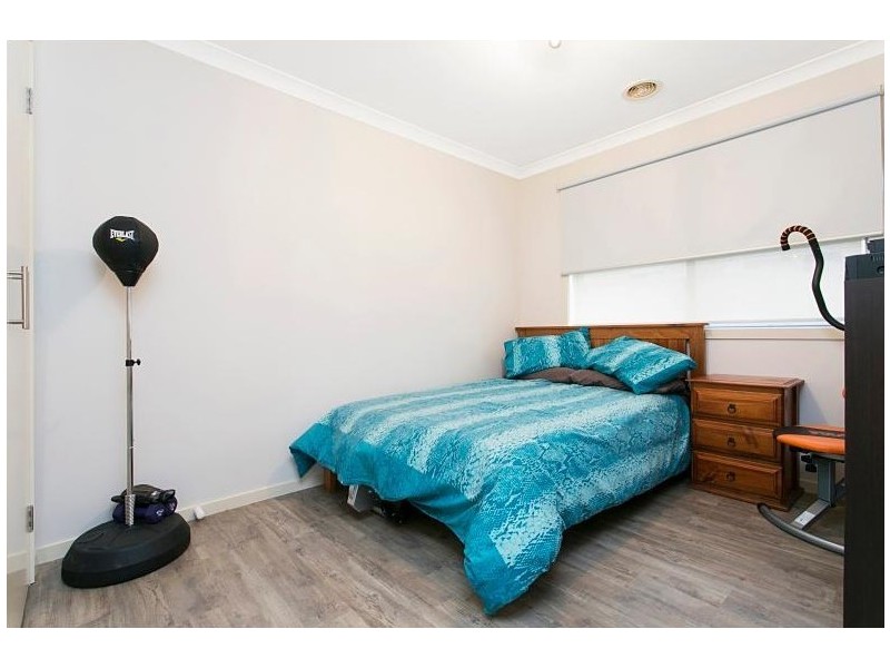 23 Freeman Drive, Kangaroo Flat VIC 3555