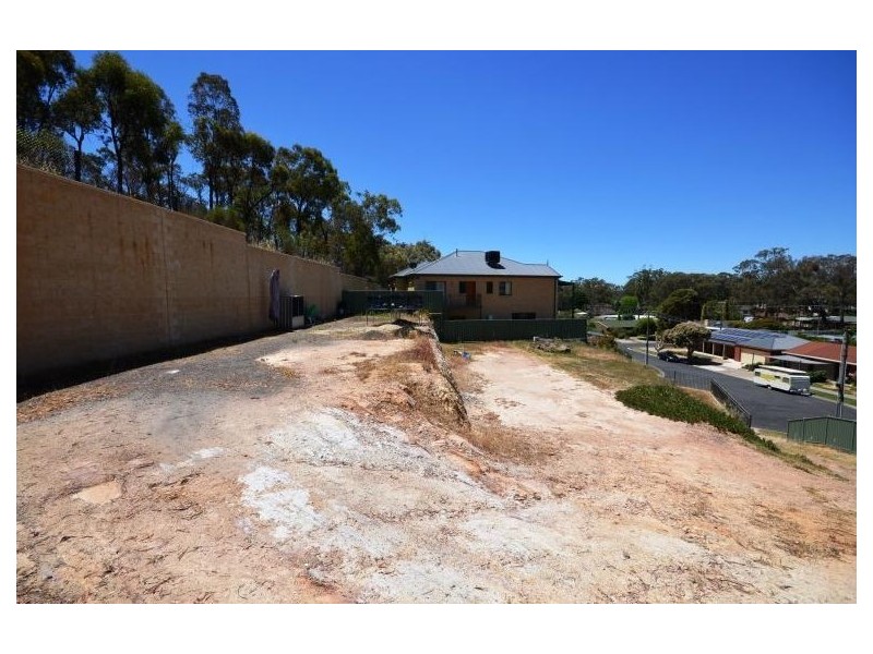 7 Hansa Court, Kangaroo Flat VIC 3555