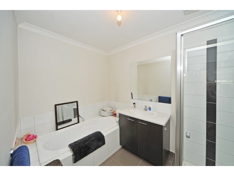 3 Barnett Drive, Kangaroo Flat VIC 3555