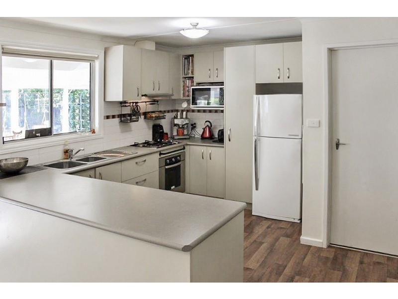 5 Beverley Street, Kangaroo Flat VIC 3555