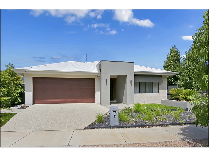 21 Evergreen Boulevard, Jackass Flat VIC 3556