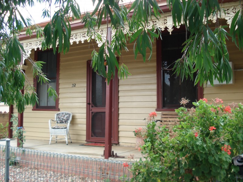 32 Peg Leg Road, Eaglehawk VIC 3556