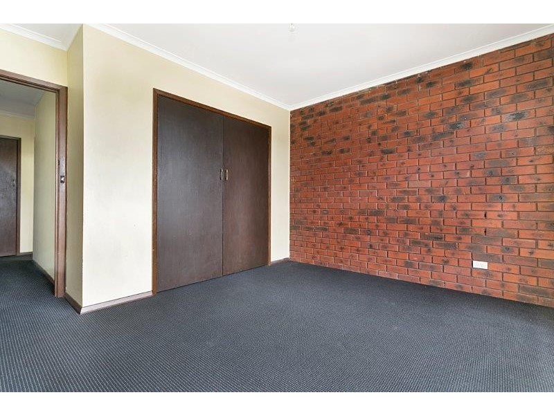 1-5, 28 Yallambee Drive, Kennington VIC 3550