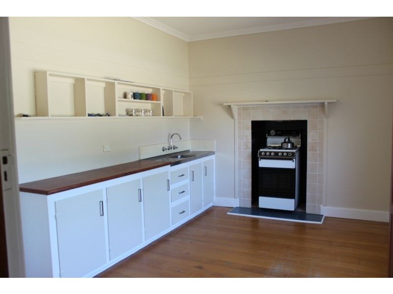 10 Menzies Court, Kangaroo Flat VIC 3555