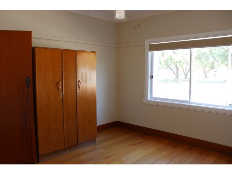 10 Menzies Court, Kangaroo Flat VIC 3555