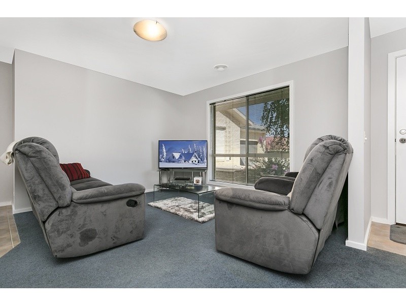4B Becker Close, Golden Square VIC 3555