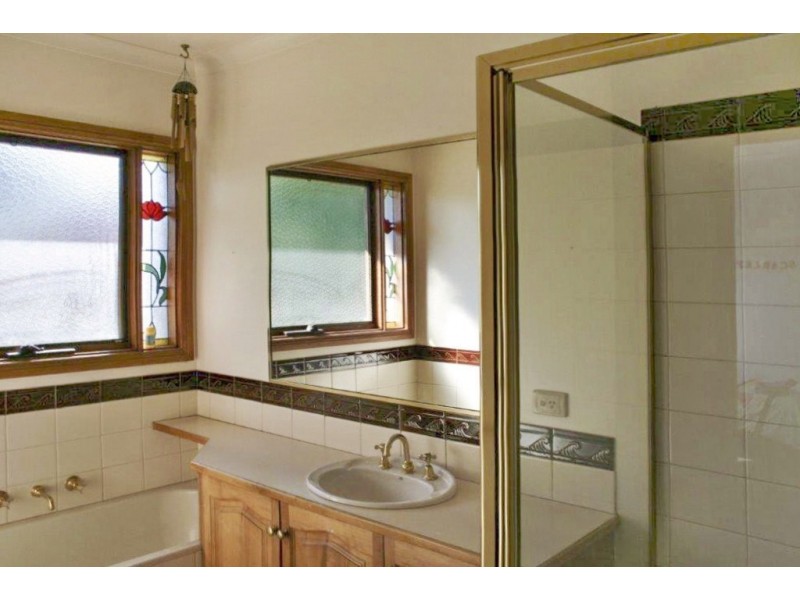 145 Aspinall Street, Golden Square VIC 3555