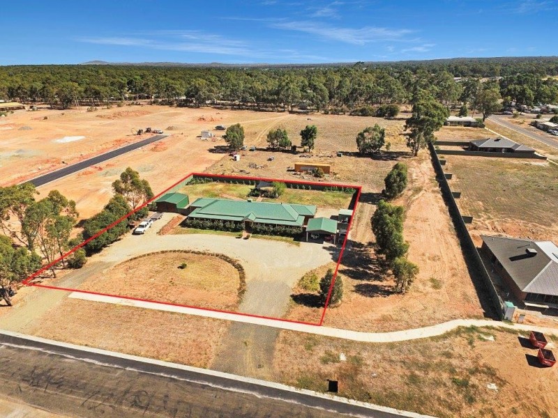 6 Hakea Road, Huntly VIC 3551