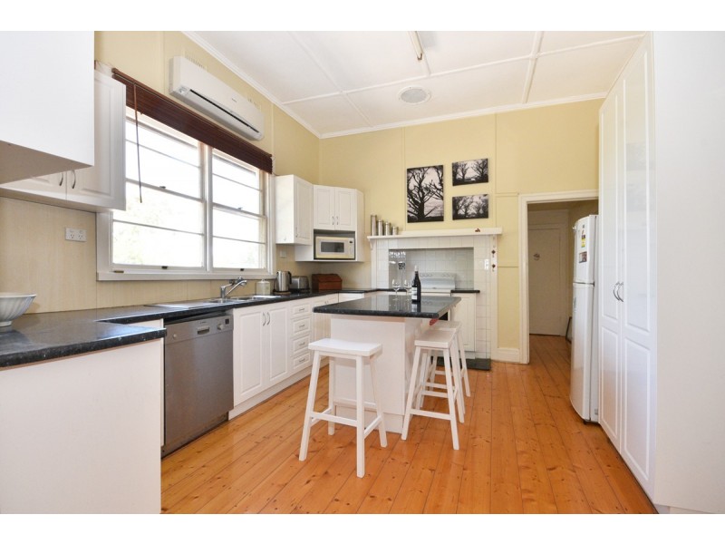 106 High Street, Charlton VIC 3525