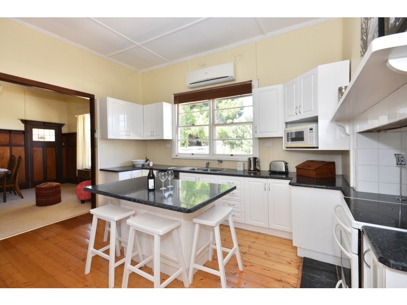 106 High Street, Charlton VIC 3525