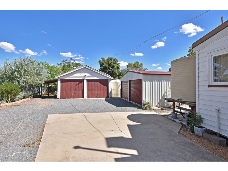 106 High Street, Charlton VIC 3525