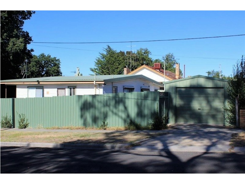2/34A MacKenzie Street West, Golden Square VIC 3555
