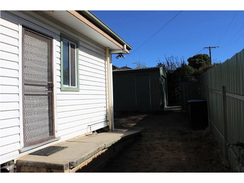 2/34A MacKenzie Street West, Golden Square VIC 3555