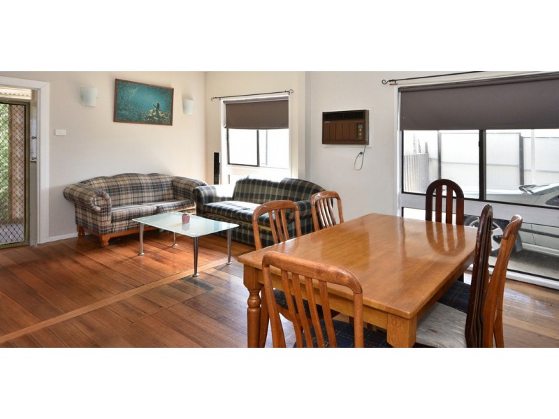 16 Esler Street, California Gully VIC 3556