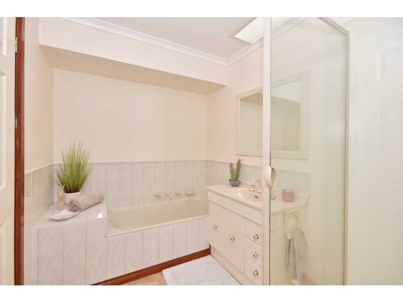 202 Condon Street, Kennington VIC 3550