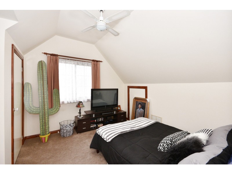 202 Condon Street, Kennington VIC 3550