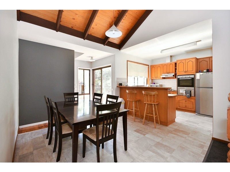 106 Lockwood Road, Kangaroo Flat VIC 3555