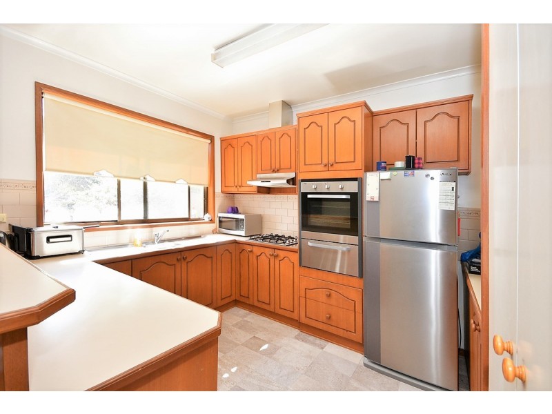 106 Lockwood Road, Kangaroo Flat VIC 3555
