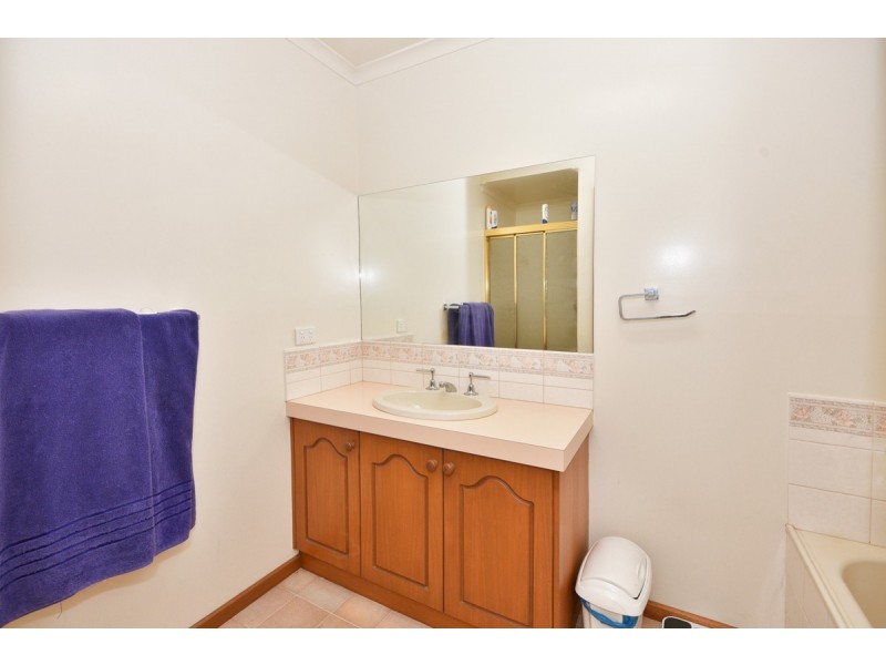 106 Lockwood Road, Kangaroo Flat VIC 3555