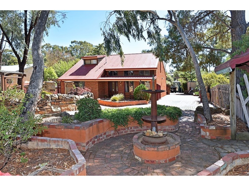 106 Lockwood Road, Kangaroo Flat VIC 3555