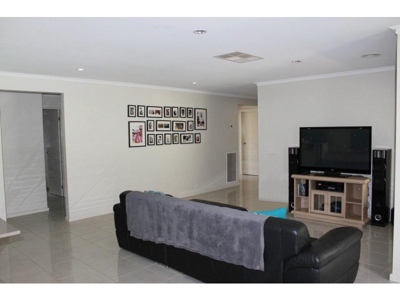 58 Queen Street, Kangaroo Flat VIC 3555