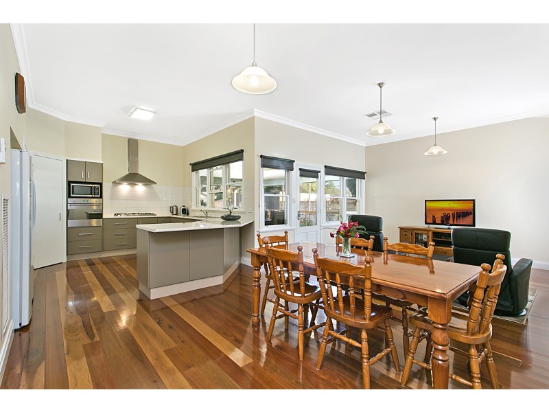 78 Echuca Road, Rochester VIC 3561