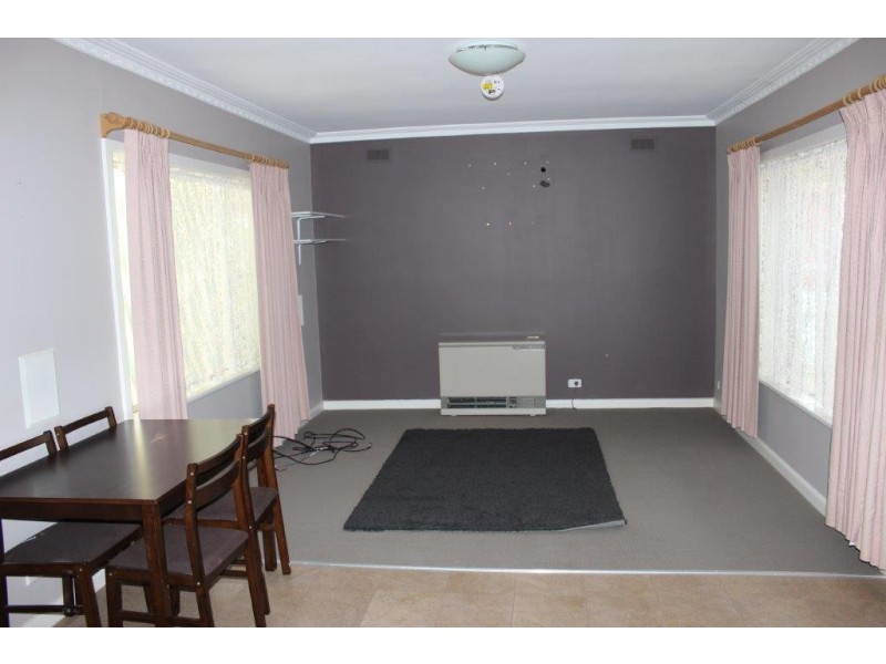 6 Young Street, Golden Square VIC 3555