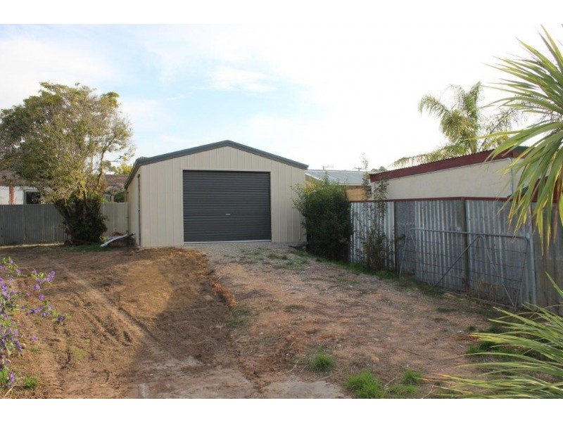 6 Young Street, Golden Square VIC 3555