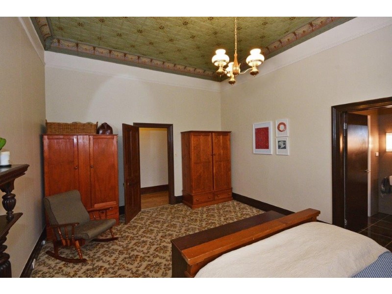 365 Eaglehawk Road, California Gully VIC 3556