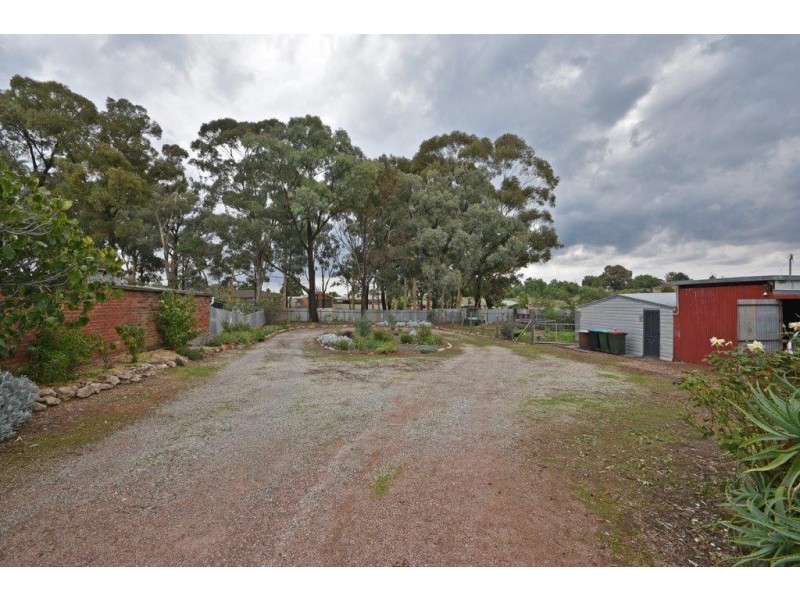 365 Eaglehawk Road, California Gully VIC 3556