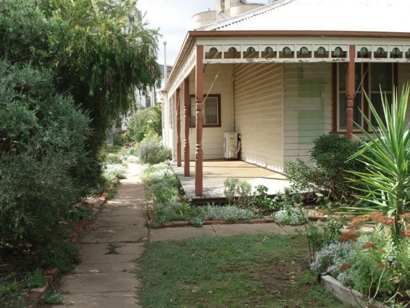 105 High Street, Charlton VIC 3525