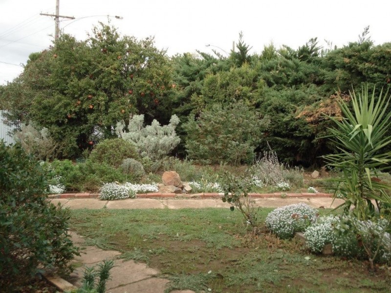 105 High Street, Charlton VIC 3525