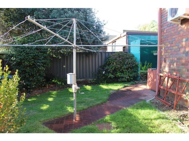 87 Harley Street, Strathdale VIC 3550