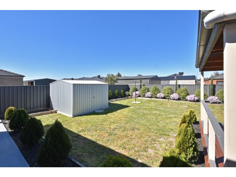 242 Station Street, Epsom VIC 3551