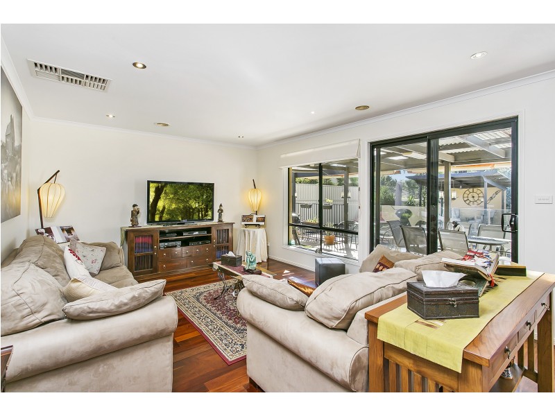 50 Browning Street, Kangaroo Flat VIC 3555