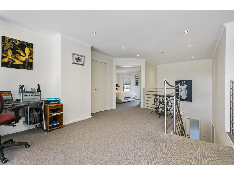 50 Browning Street, Kangaroo Flat VIC 3555