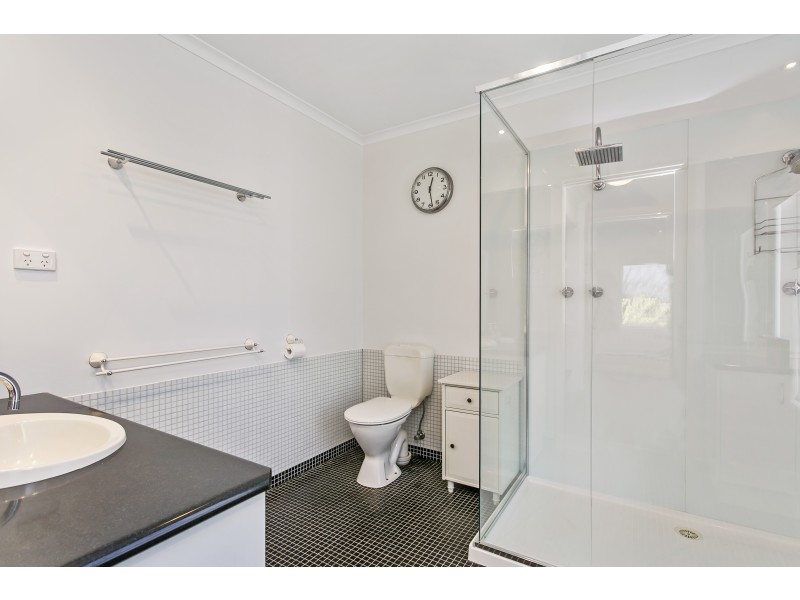 50 Browning Street, Kangaroo Flat VIC 3555