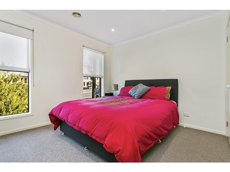 50 Browning Street, Kangaroo Flat VIC 3555