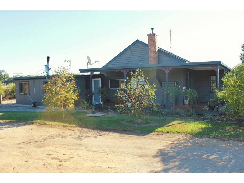 393 Humberts Road, Calivil VIC 3573