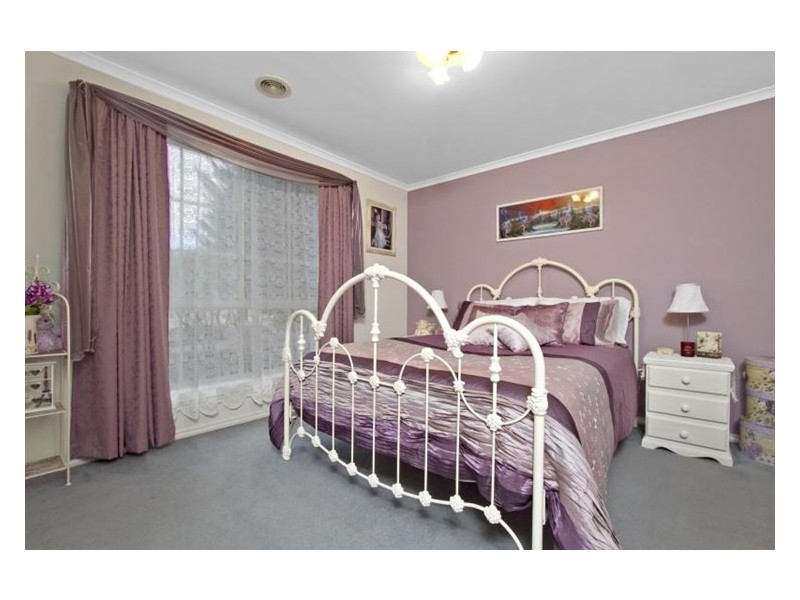 26 Soldatos Drive, Golden Square VIC 3555