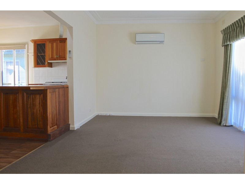 24 Archer Street, Kangaroo Flat VIC 3555