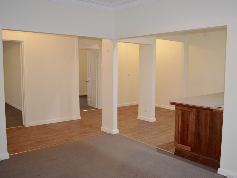 24 Archer Street, Kangaroo Flat VIC 3555