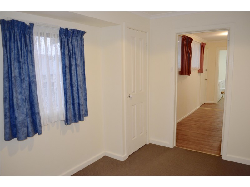 24 Archer Street, Kangaroo Flat VIC 3555