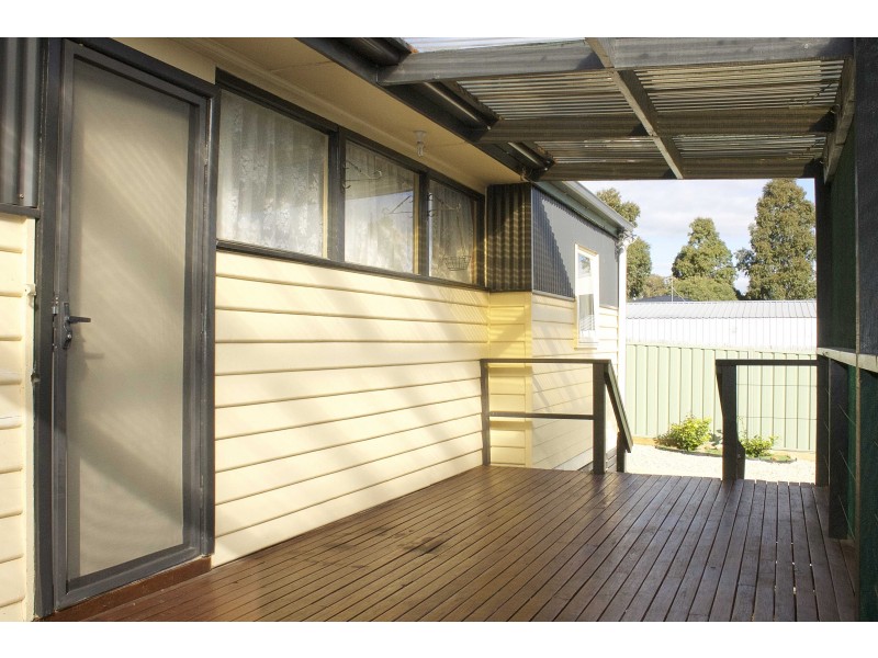 24 Archer Street, Kangaroo Flat VIC 3555