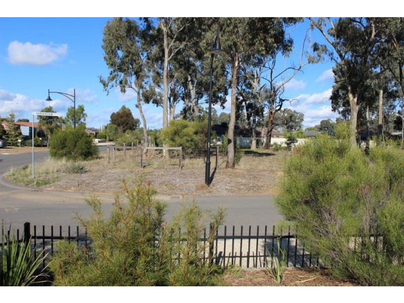 20 Cooba Drive, Epsom VIC 3551