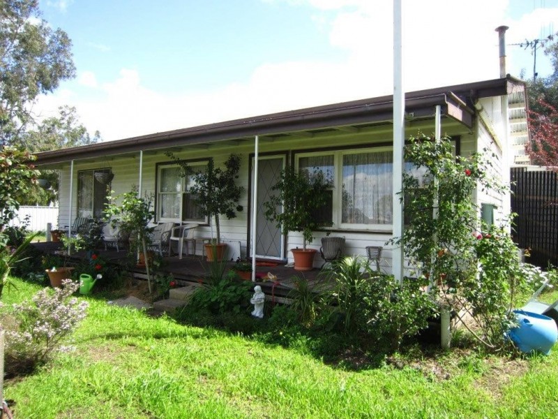 49 Peppercorn Way, Serpentine VIC 3517