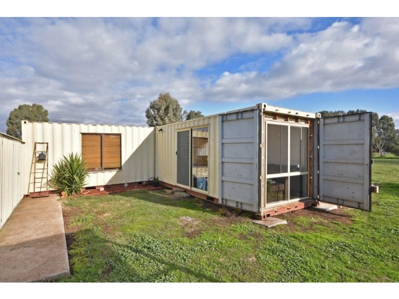 112 Playfair Street, Eddington VIC 3472