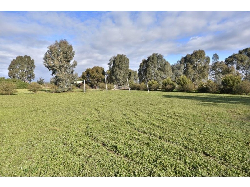 112 Playfair Street, Eddington VIC 3472