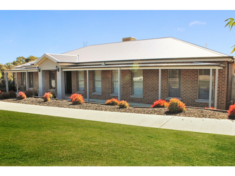 2 Autumn Close, Huntly VIC 3551