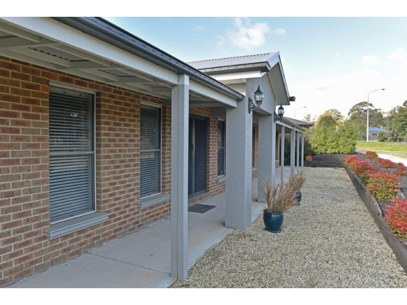 2 Autumn Close, Huntly VIC 3551